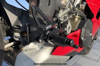 Estriberas retrasadas DUCATI PANIGALE V4 2018 2024