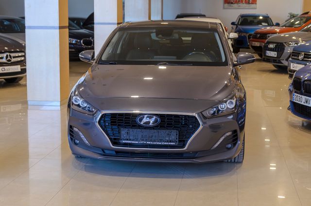 Hyundai i30  i30 1.6CRDi Style DT 136 FASTBACK