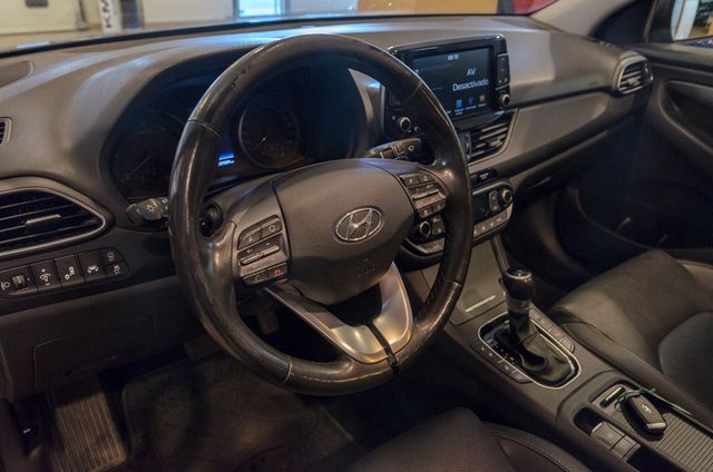 Hyundai i30  i30 1.6CRDi Style DT 136 FASTBACK