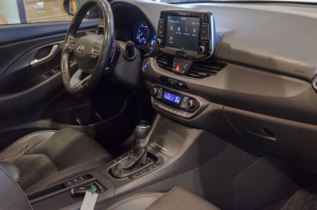 Hyundai i30  i30 1.6CRDi Style DT 136 FASTBACK