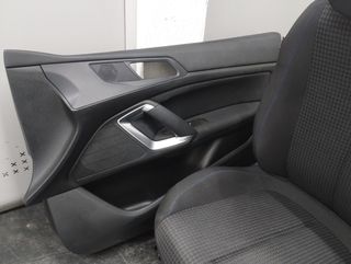 Interior completo Peugeot 308 SW 2020