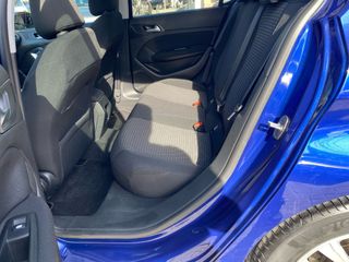 Interior completo Peugeot 308 SW 2020
