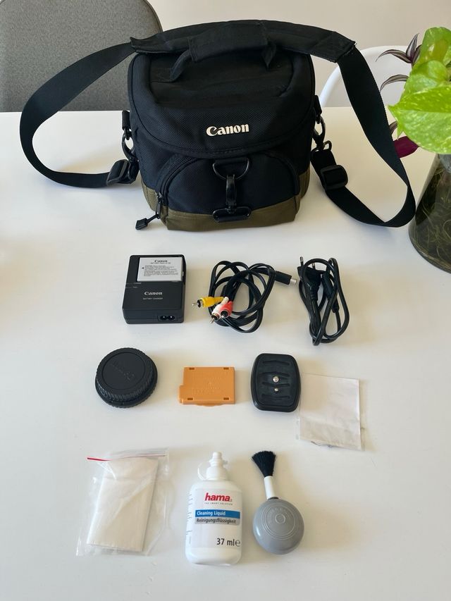 Cámara Canon 600D + Objetivo EFS 18-55mm+accs