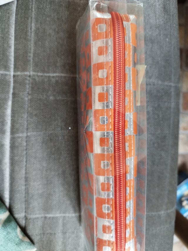 Estuche escolar Poessa naranja