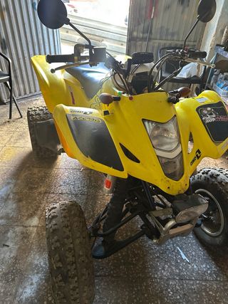 Suzuki LTZ 400