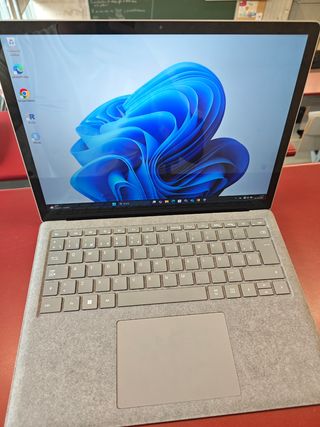 Microsoft Surface 5 13 i5 1235U Gris