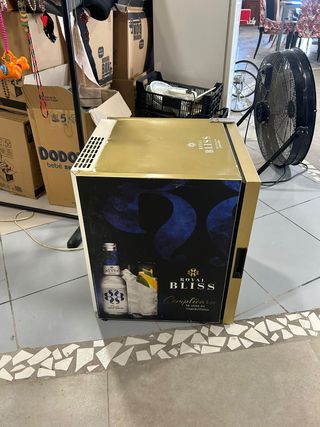 Nevera pequeña Royal Bliss