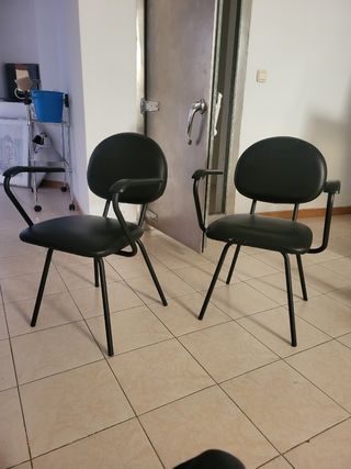Silla de salón negra dos unidades