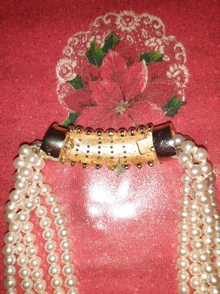 Collana perle avorio con chiusura dorata