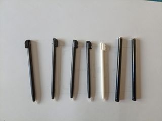 Punteros Stylus Pantallas Táctiles (Negro y Blanco