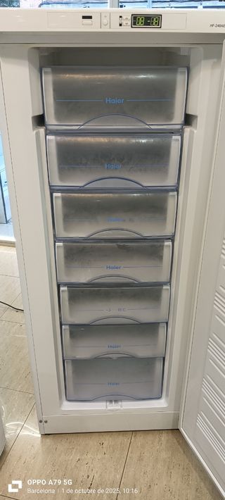Congelador Vertical Haier HF-248AE
