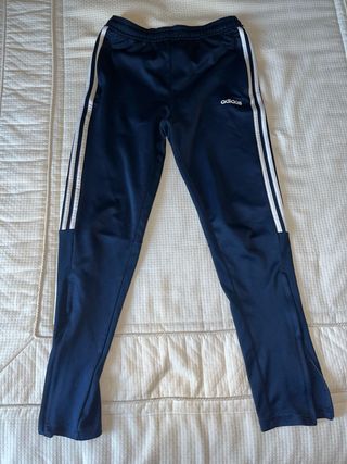 Chandal deportivo Adidas Talla 14 años