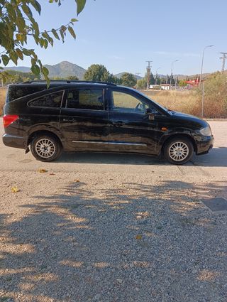 SsangYong Rodius 2009