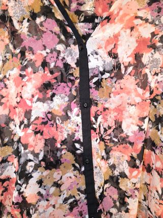 Blusa floral Pull&Bear 