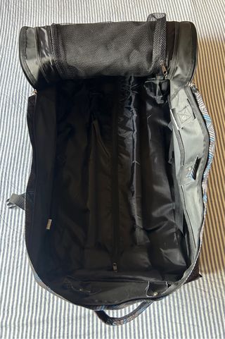 Maleta troller con base rígida
