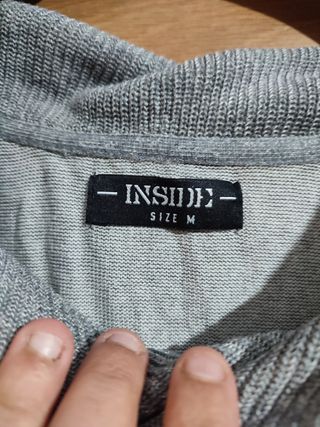 Jersey gris básico cuello vuelto