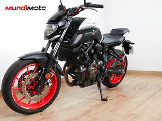 YAMAHA MT 07 