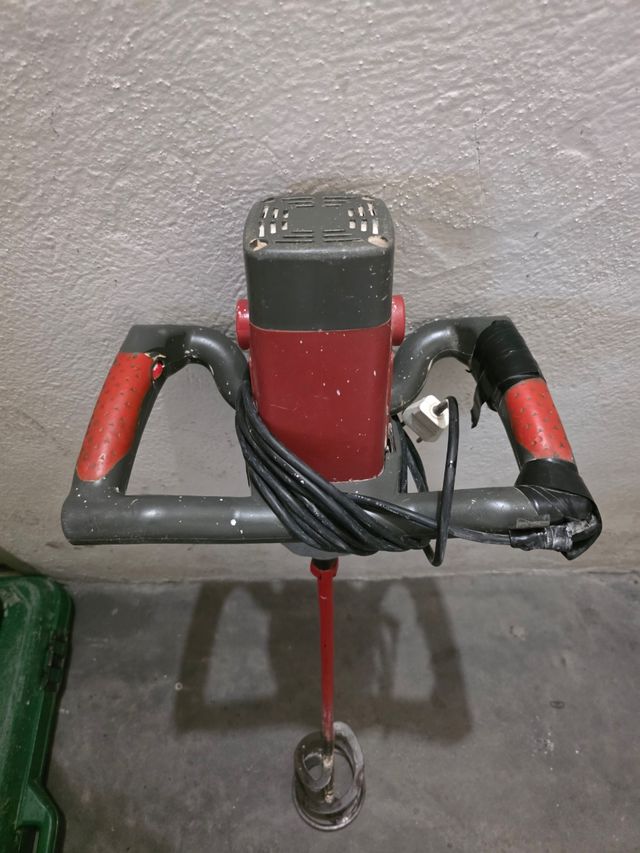 Cortadora de azulejos y batidora