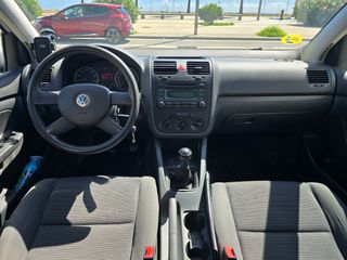 GOLF  V 1.6 FSI - SOLO 165.000KM 