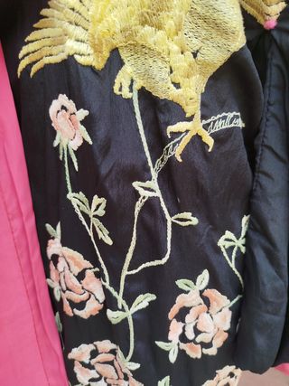 Kimono antiguo bordado pájaro y flores