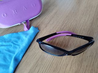 Gafas de sol infantiles ORAO negras y rosas