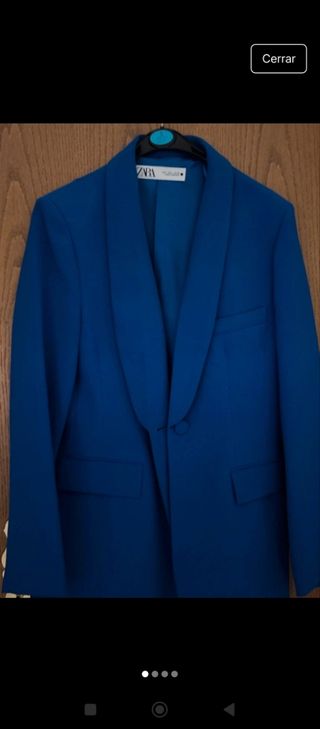Chaqueta Zara Azulón
