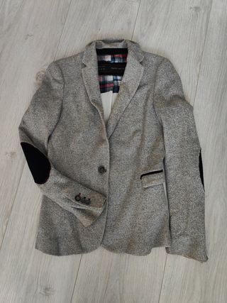 Americana Zara Basic Gris y Negra