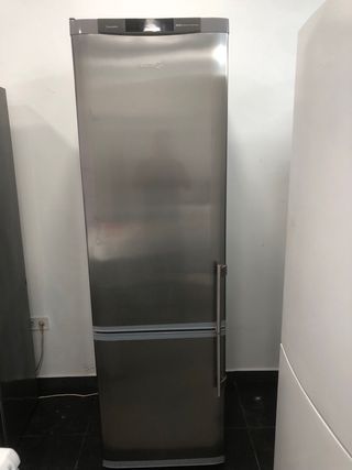 Nevera Inox 2 metros semi nueva 