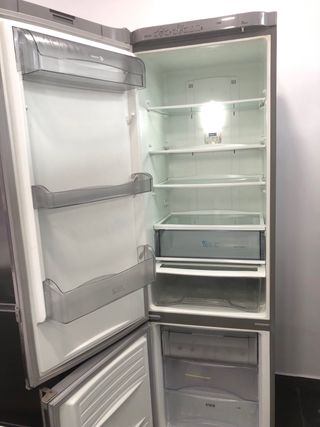 Nevera Inox 2 metros semi nueva 