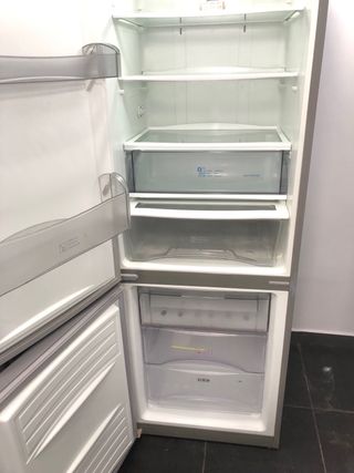Nevera Inox 2 metros semi nueva 