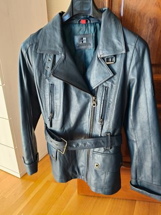Chaqueta de piel azul mujer