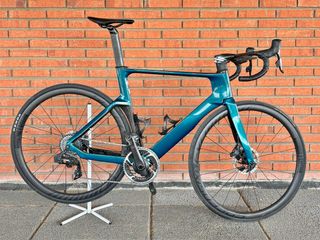 Bicicleta Orbea Aero Azul. 
