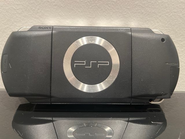 Sony PSP-1004 nero + caricabatterie