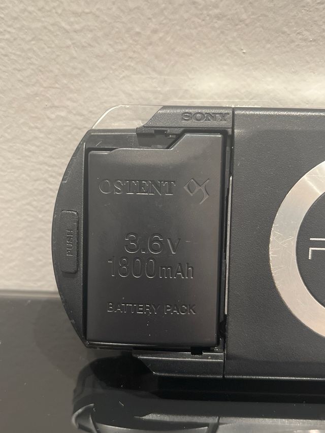 Sony PSP-1004 nero + caricabatterie