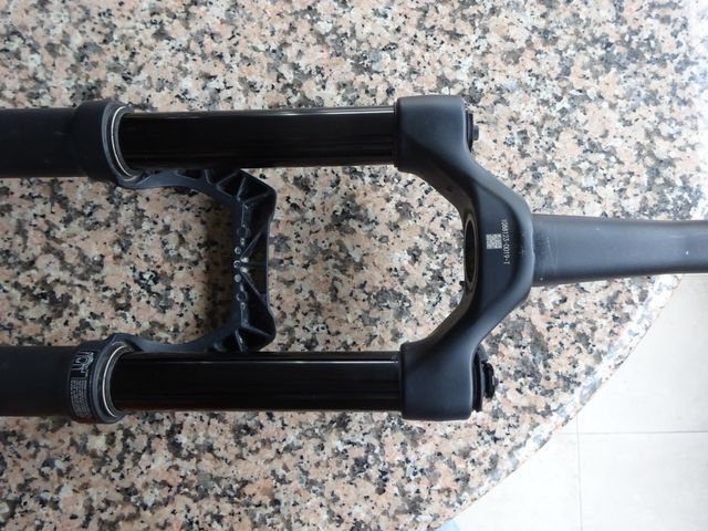 Horquilla Marzocchi Bomber Z2 Boost