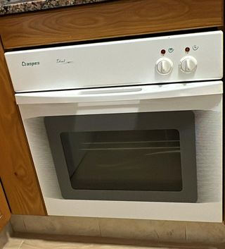 Venta horno Aspes blanco
No negociable 
