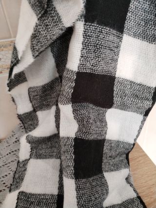 Pañuelos y chales de chica
