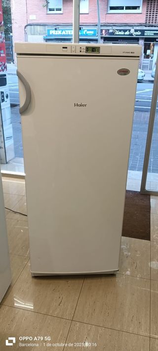 Congelador Vertical Haier