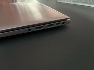 Portátil Asus Ultrabook 13.5” i7