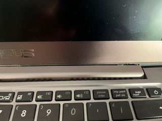 Portátil Asus Ultrabook 13.5” i7