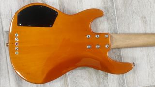 Bajo G&L L-2500 5 cuerdas USA