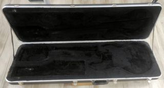 Bajo G&L L-2500 5 cuerdas USA