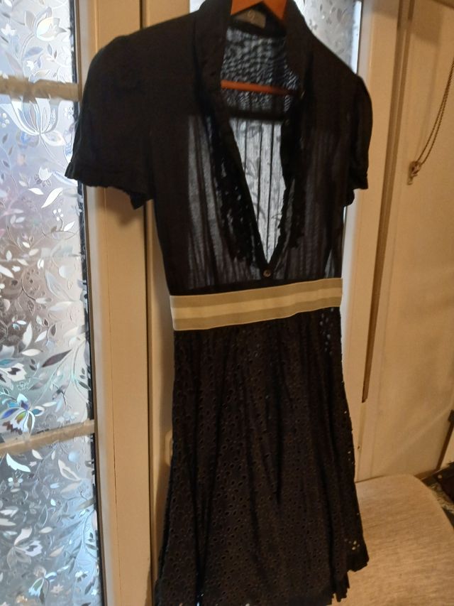 Vestido Alexander McQueen negro
