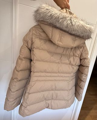 Chaqueta de plumas Tommy Hilfiger beige