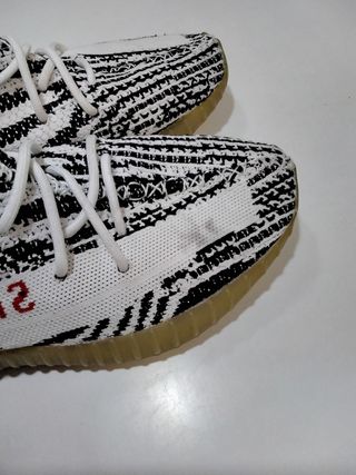 Adidas Yeezy Boost 350 V2 Zebra