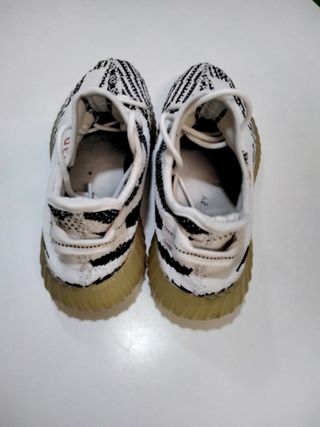 Adidas Yeezy Boost 350 V2 Zebra