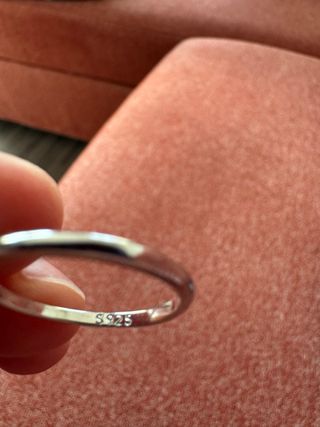 Anillo y pendientes de plata con circonita