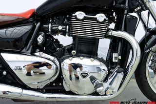 TRIUMPH THUNDERBIRD 1600