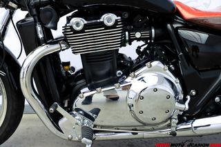 TRIUMPH THUNDERBIRD 1600