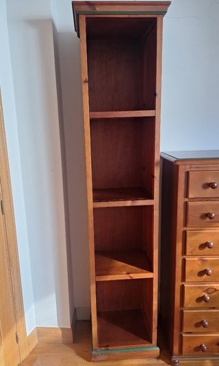 Estantería madera maciza